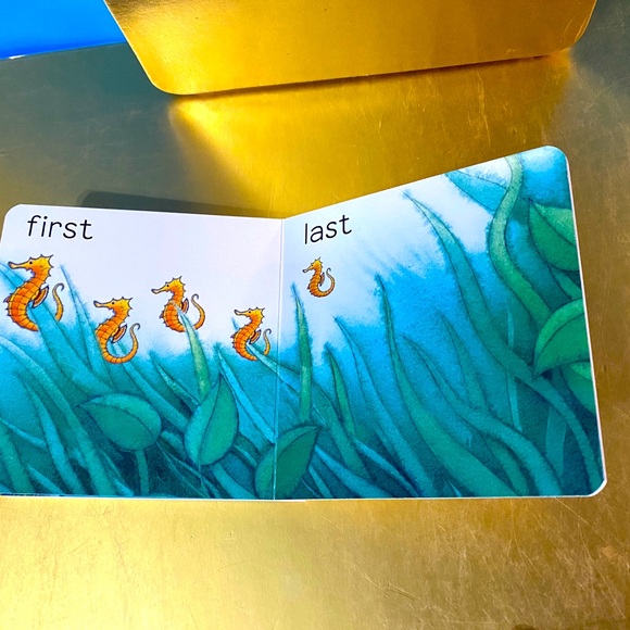 RAINBOW FISH VINTAGE HARDCOVER BOARD BOOK BUNDLE OF 2 MARCUS PFISTER 1996 & 2005 - Picture 10 of 14